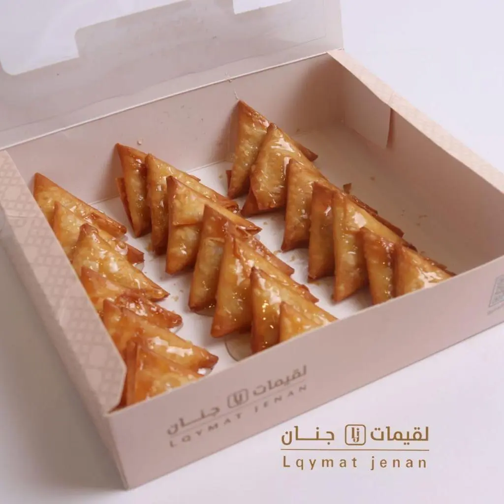 Sweets Kiri Triangles